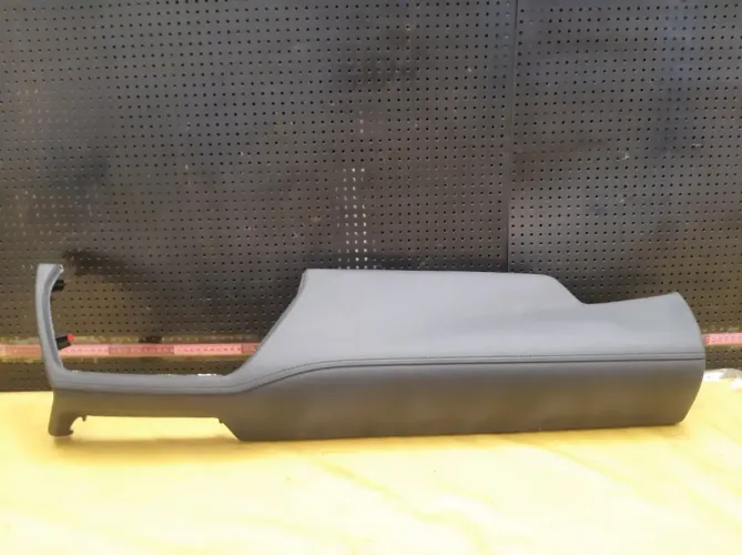 Moldura Acabamento Painel Lado Direito Corolla Cross Xre 23 Preto