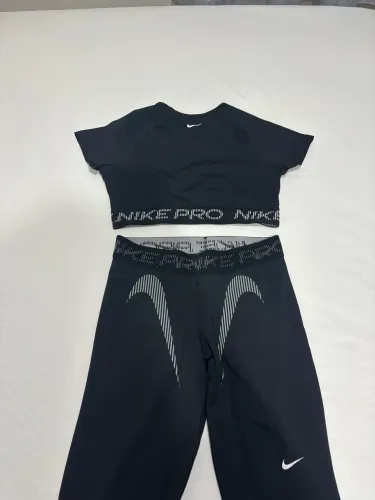 Conjunto Nike