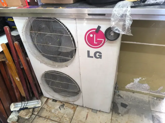 Condensadora LG 48.000 BTUS