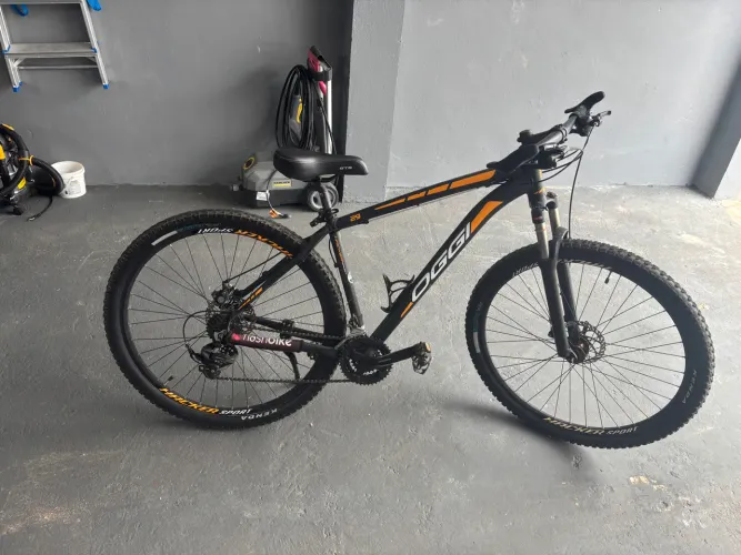 Bicicleta oggi hacker sport quadro 19 aro 29 21v shimano