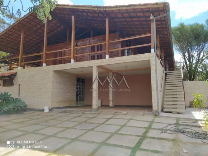 Casa à Venda no Condomínio Parque do Engenho com 3 Quartos
