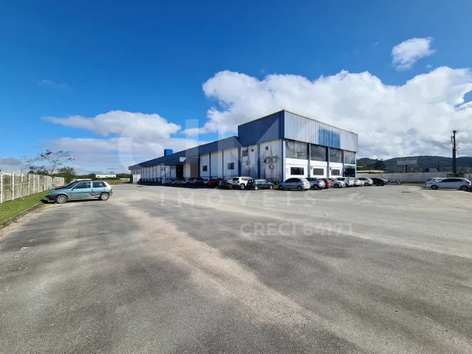 Galpão a venda em Gaspar na Rodovia Jorge Lacerda - 12.000 m² de área