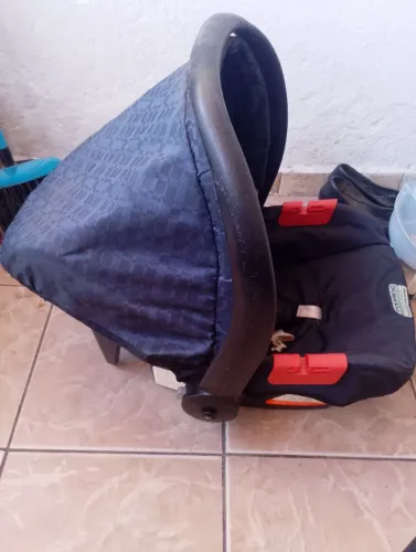Bebê conforto Burigotto