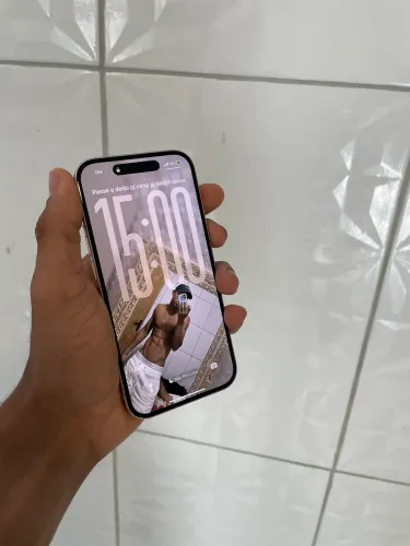 Vende-se iPhone 15
