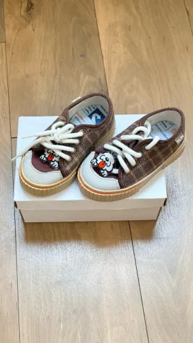 Tenis