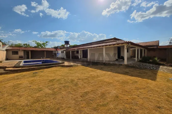 CASA À VENDA NO SETOR JOSÉ FERREIRA ARAGUAÍNA/TO