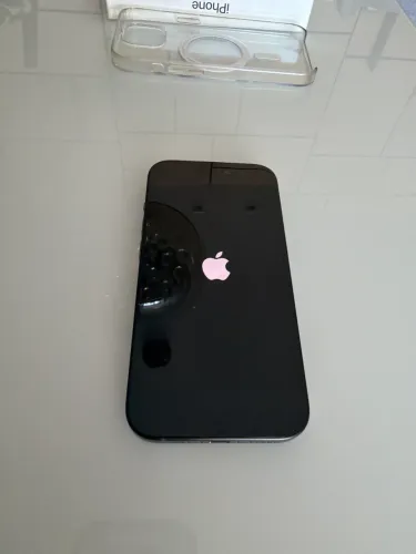 iPhone 15 black 256gb 