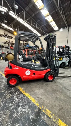 Empilhadeira GLP 2 Ton Linde | Pronta para Uso | Curitiba