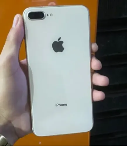 iPhone 8 plus 64g 3 meses de garantia e brindes. Pix ou cartão...