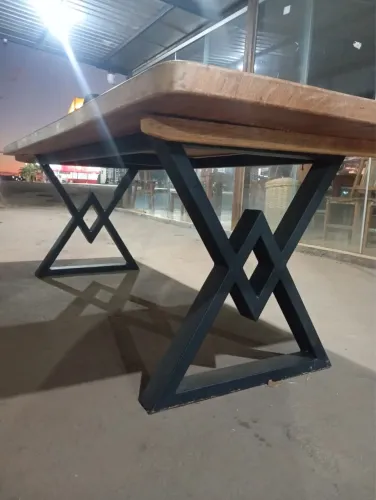Mesa de madeira pequi nobre rústica industrial