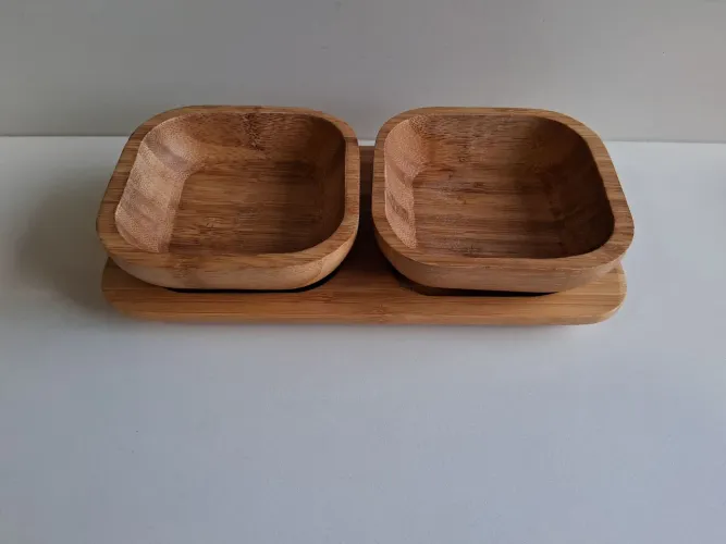 Conjunto de petisqueiras com talheres em bambu