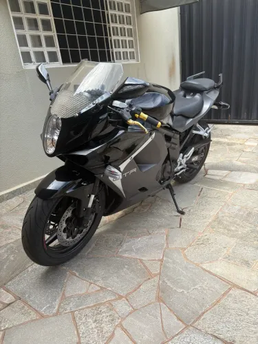 Moto comet 650 R