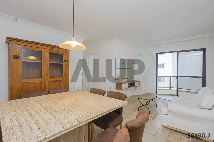 Imóvel para aluguel possui 79 metros quadrados com 2 quartos em Vila Nova Conceição - São 