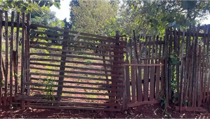 OPORTUNIDADE EM FLORESTÓPOLIS - TERRENO COM EXCELENTE POTENCIAL (AREA DE 1.320m)