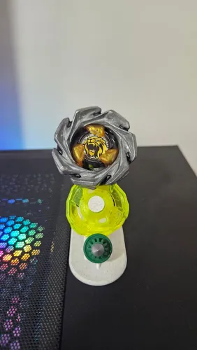 Beyblade X Leon Crest 3-85 MN
