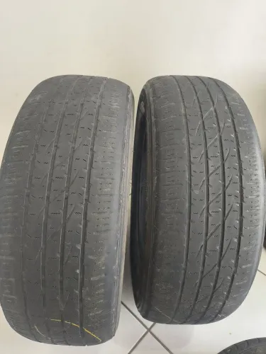 Par de pneus Firestone - 225/55-18