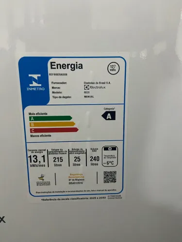 Geladeira Electrolux 240 litros