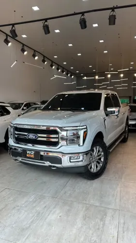 Ford F-150 Lariat 4X4 5.0 V8 2024