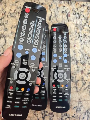 Vendo controle remoto Samsung veja as especificações na descrição