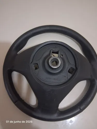 Volante fiat punto.