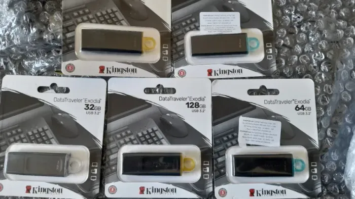 pendrive kingston 64 gigas lacrado e original