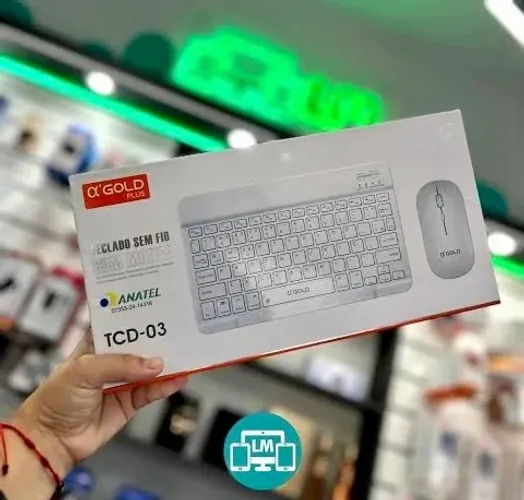 Teclado sem fio com mouse