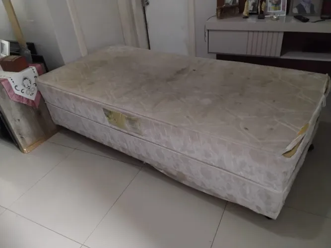 Cama box doação 