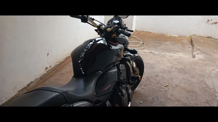 vendo Hornet somente venda