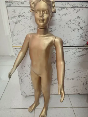 Manequins infantis dourado