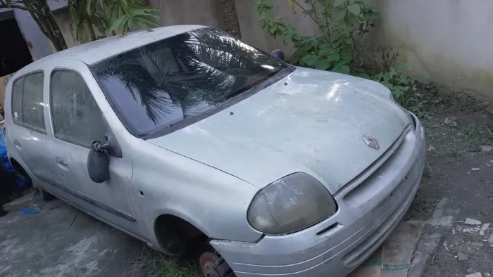 Renault Clio 1.0 8 válvulas
