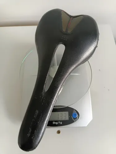 Selim Selle Itália carbono Ultra Light