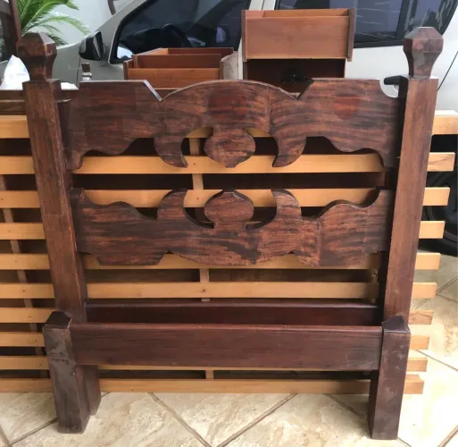 Cama de solteiro 