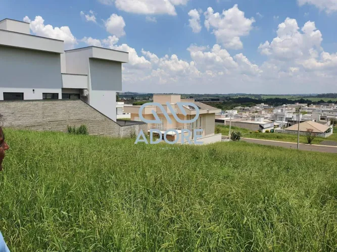 Terreno à venda no Condomínio Lagos D'icaraí - Salto/SP