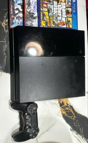 ps4 Fat 1 T. Ótimo estado. 
