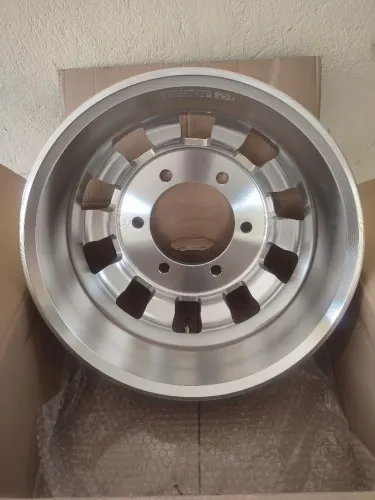 Rodas R17.5 de Alumínio 6F