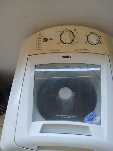 Maquina de lavar vende se . Ou troca se