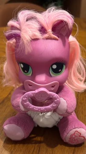 Boneca Interativa My Little Pony Newborn Cheerilee da Hasbro!