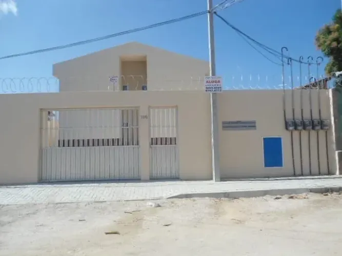 ALUGA-SE - APARTAMENTO NA MESSEJANA