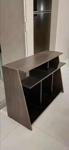 Raxk para sala com Prateleiras - Excelente Estado