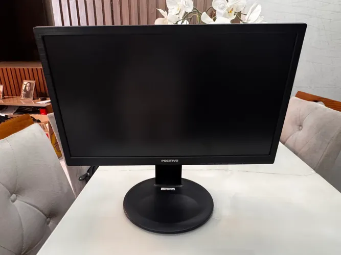 Monitor positivo