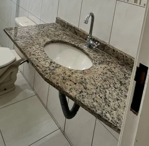 Pia de banheiro