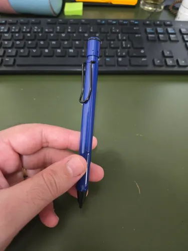 Lapiseira Lamy azul