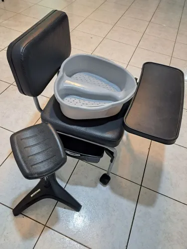 Cadeira Manicure + apoio pé + bacia para pés