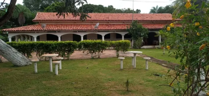 Fazenda 217 alqueires dupla aptidão Tem Car 35 divisão de pasto 3 represas 13 Tanques pra 