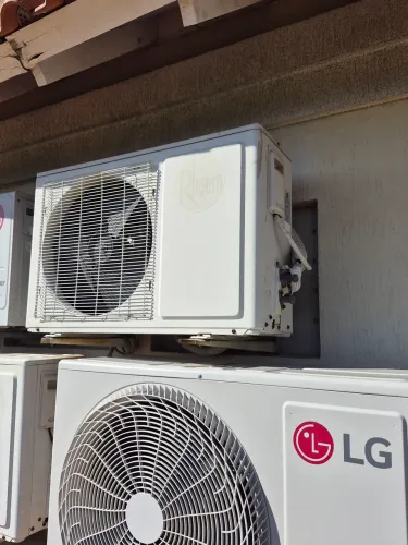 Ar Split Rheem 12000 BTUS Quente e Frio