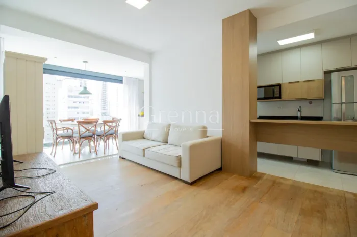 Apartamento mobiliado para locação e a venda com 85m², Pinheiros-SP.