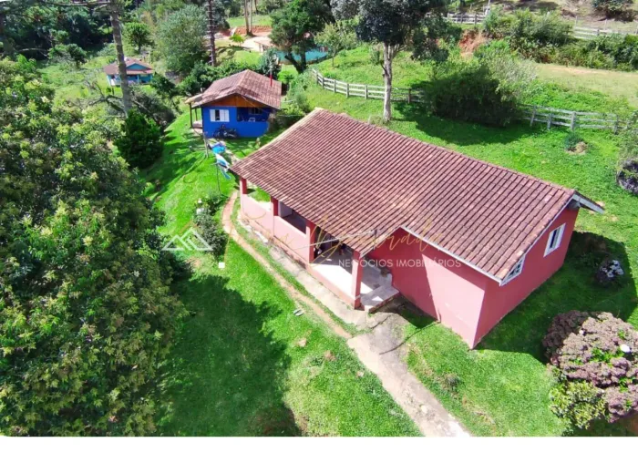 Dois imóveis para venda  - Sapucaí-Mirim - MG