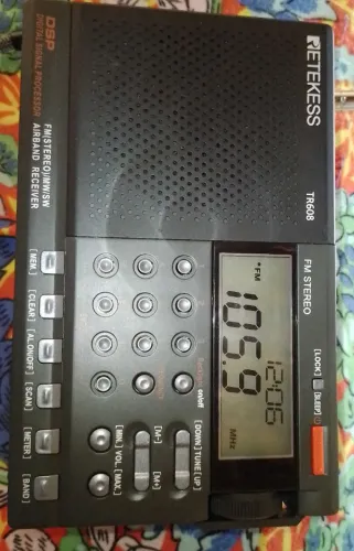 RÁDIO COM BANDA AÉREA 