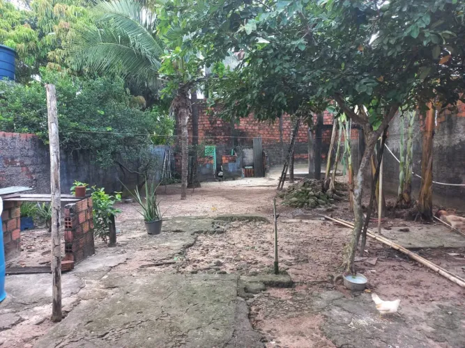 Vendo a casa na 2000
