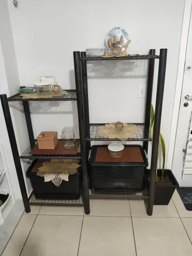 Vendo estante tubular para casa ou comércio 